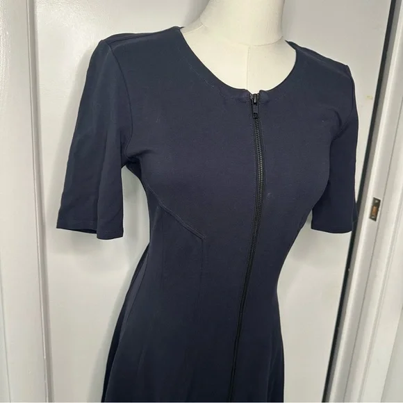 Theory Bonbi Fit & Flare Dress – Navy Blue | Size 6 | Front Zip - Picture 6 of 9